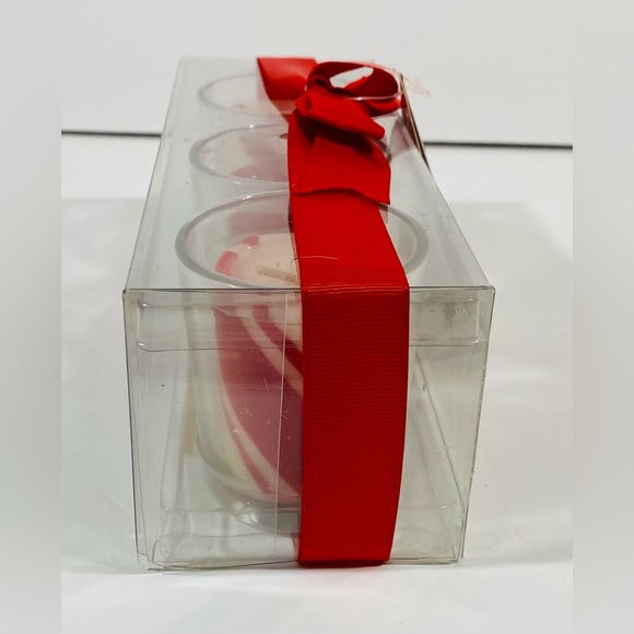 Pier 1 Imports Peppermint Creme 3 Piece Votive Candle Gift Boxed Set NEW - Picture 4 of 8